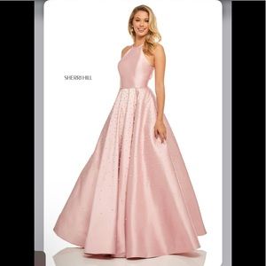 SHERRI HILL 52501 WORN ONCE!!!